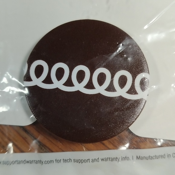 Hostess Cupcake Pop socket for Back of Phone BRAND NEW in package - Picture 2 of 6